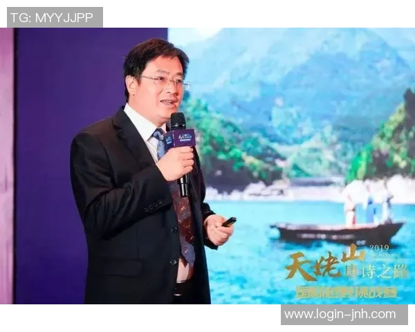 实时新闻深度对话周军在英雄联盟世界中的成长与挑战之路